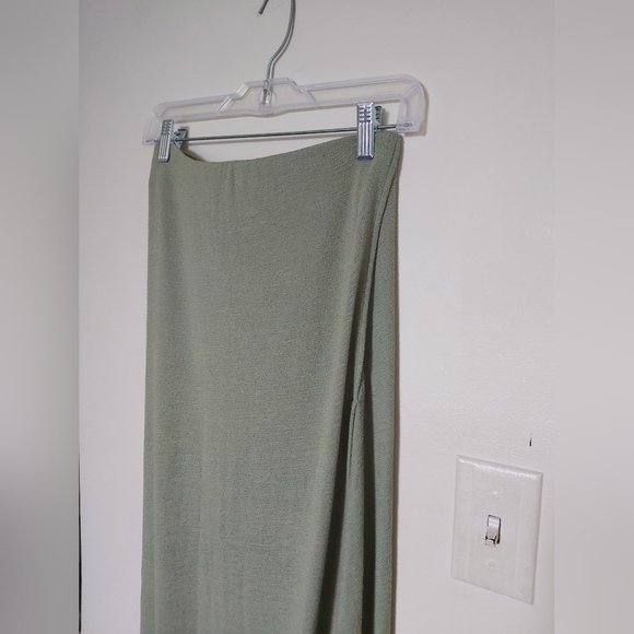 Wilfred Free/Aritzia Shields Midi Skirt - Picture 5 of 9